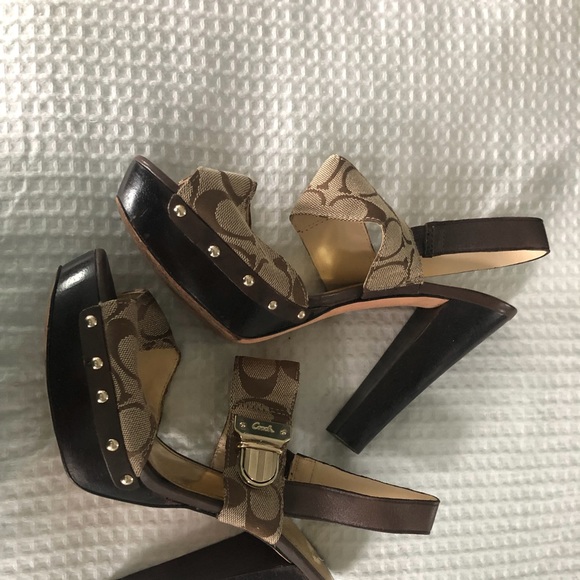 COPY - Coach Sandals - Picture 3 of 3